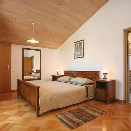 Holiday home Stunning In Pula With Outdoor Swimming Pool