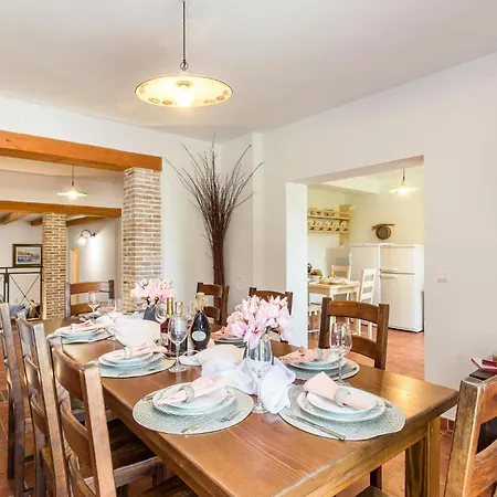 Stunning In Pula With Outdoor Swimming Pool Holiday home *